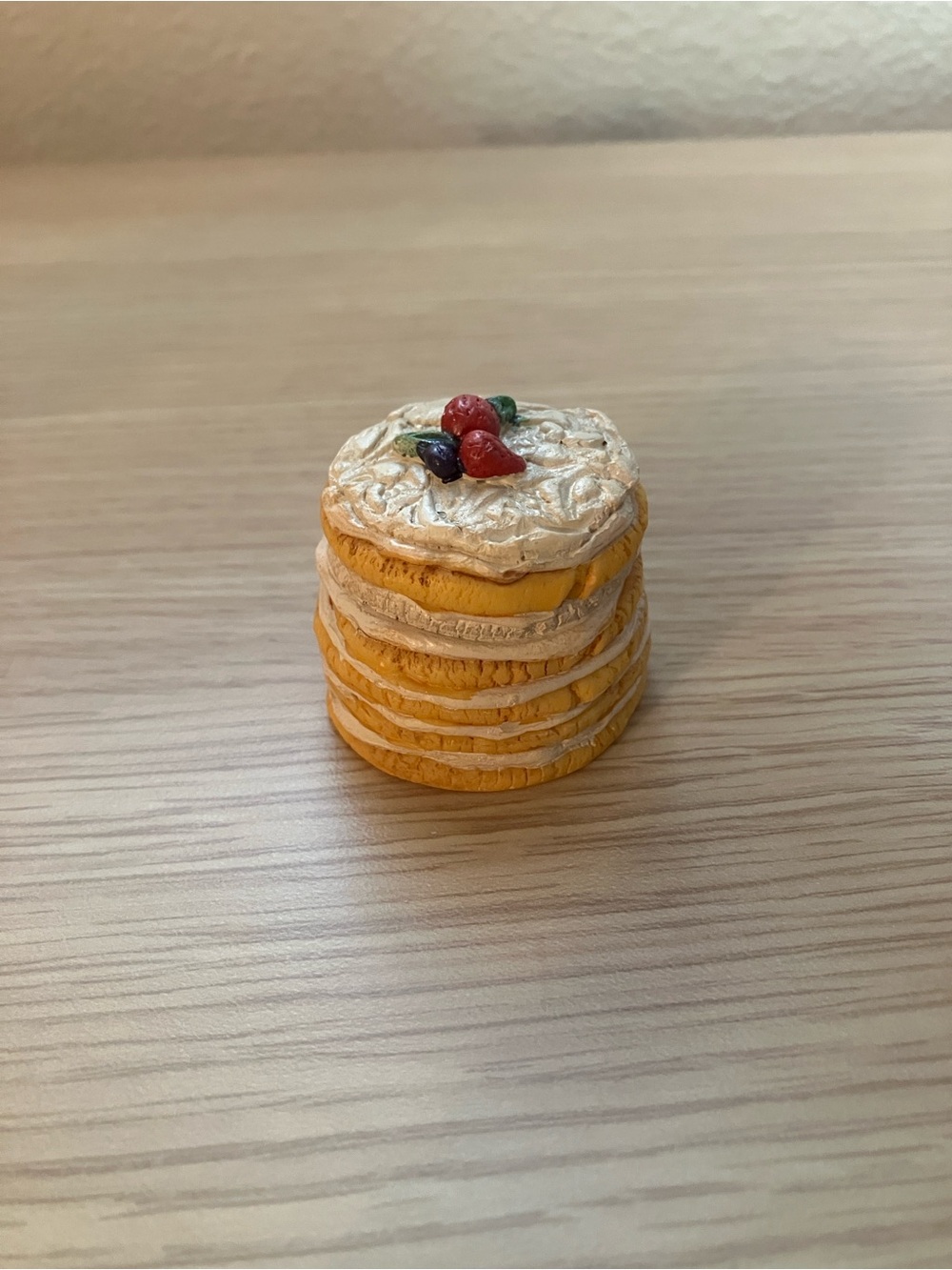Maileg Cake With Pedestal